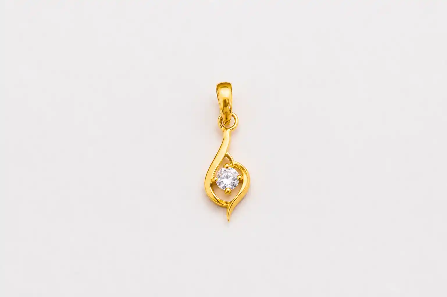 Ashiqe Golden Artistry Locket