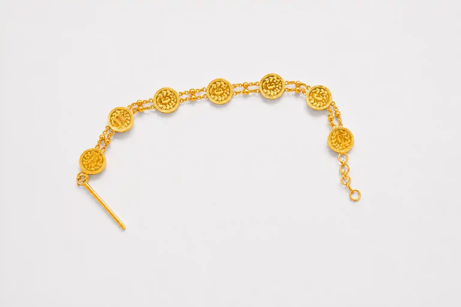 Ashiqe Feminine Elegance Ladies Bracelet
