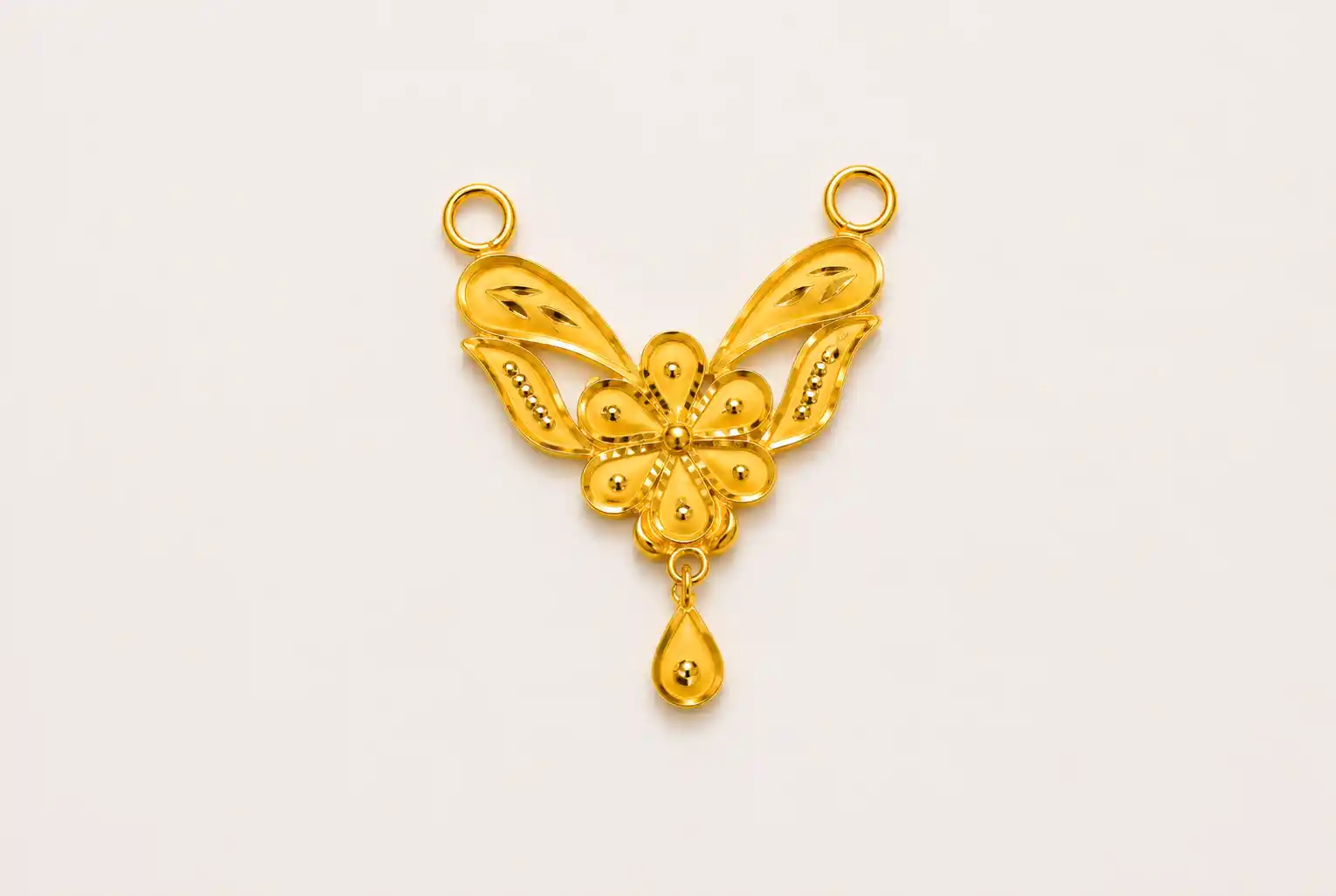 Ashiqe Timeless Premium Pendant