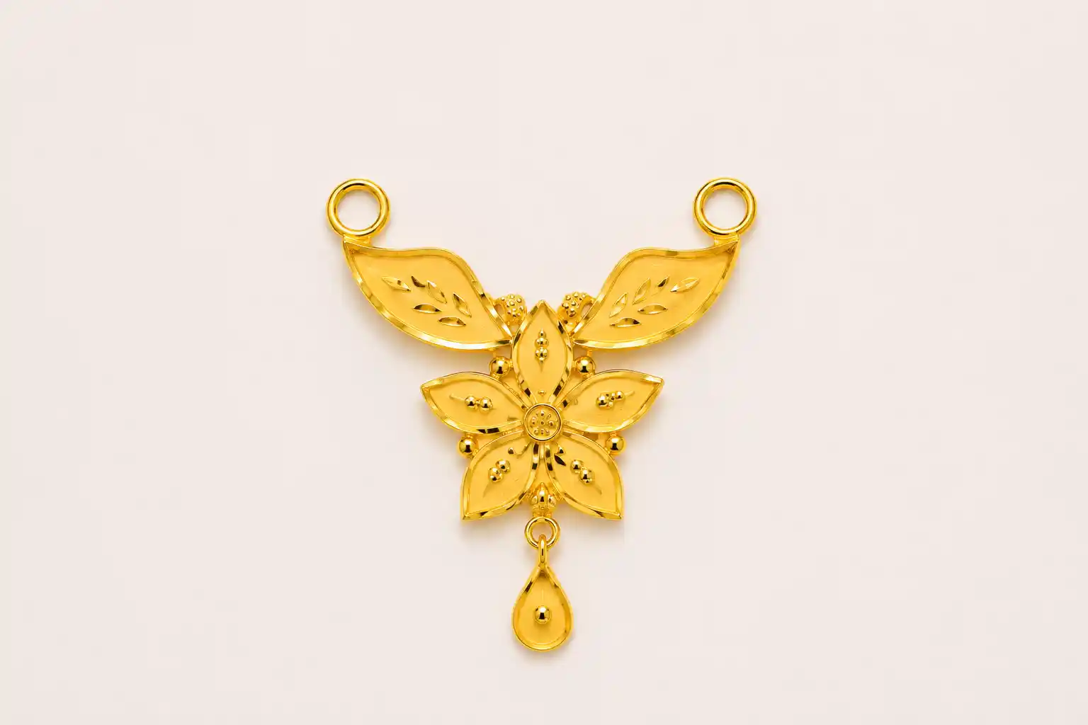 Ashiqe Beautifully Crafted Gold Pendant