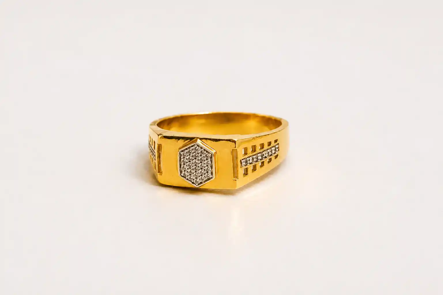 Ashiqe Elegant Everyday Gents Ring