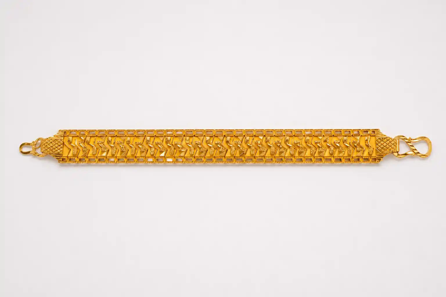 Ashiqe Charming Gents Bracelet