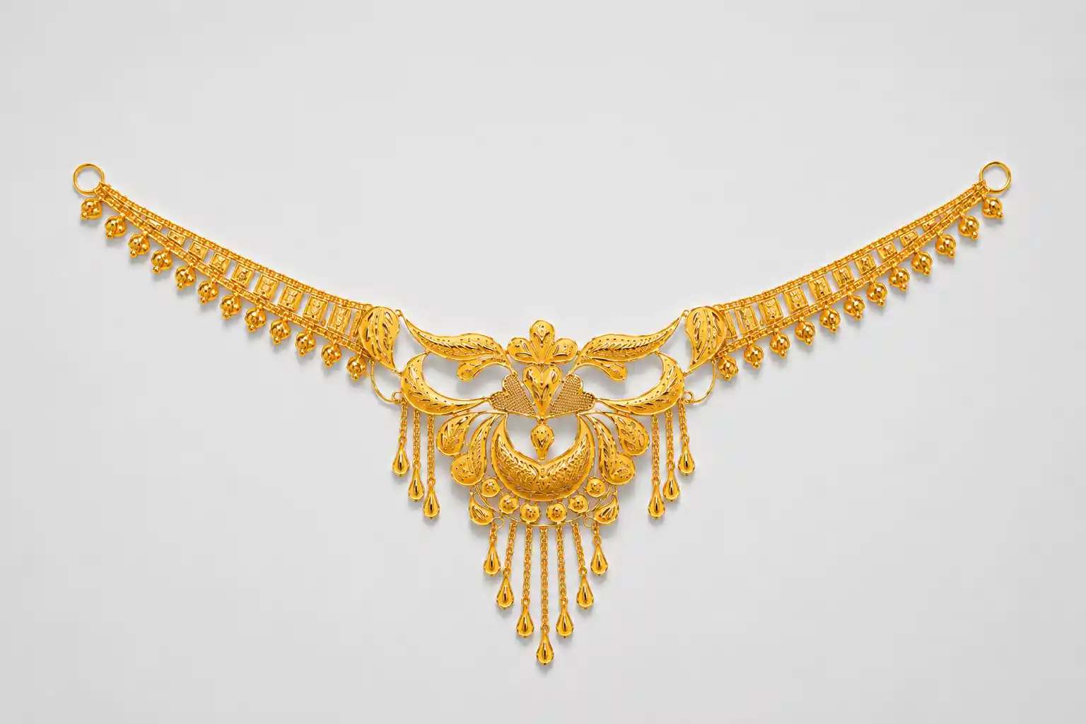 Ashiqe Elegant Brilliant Necklace