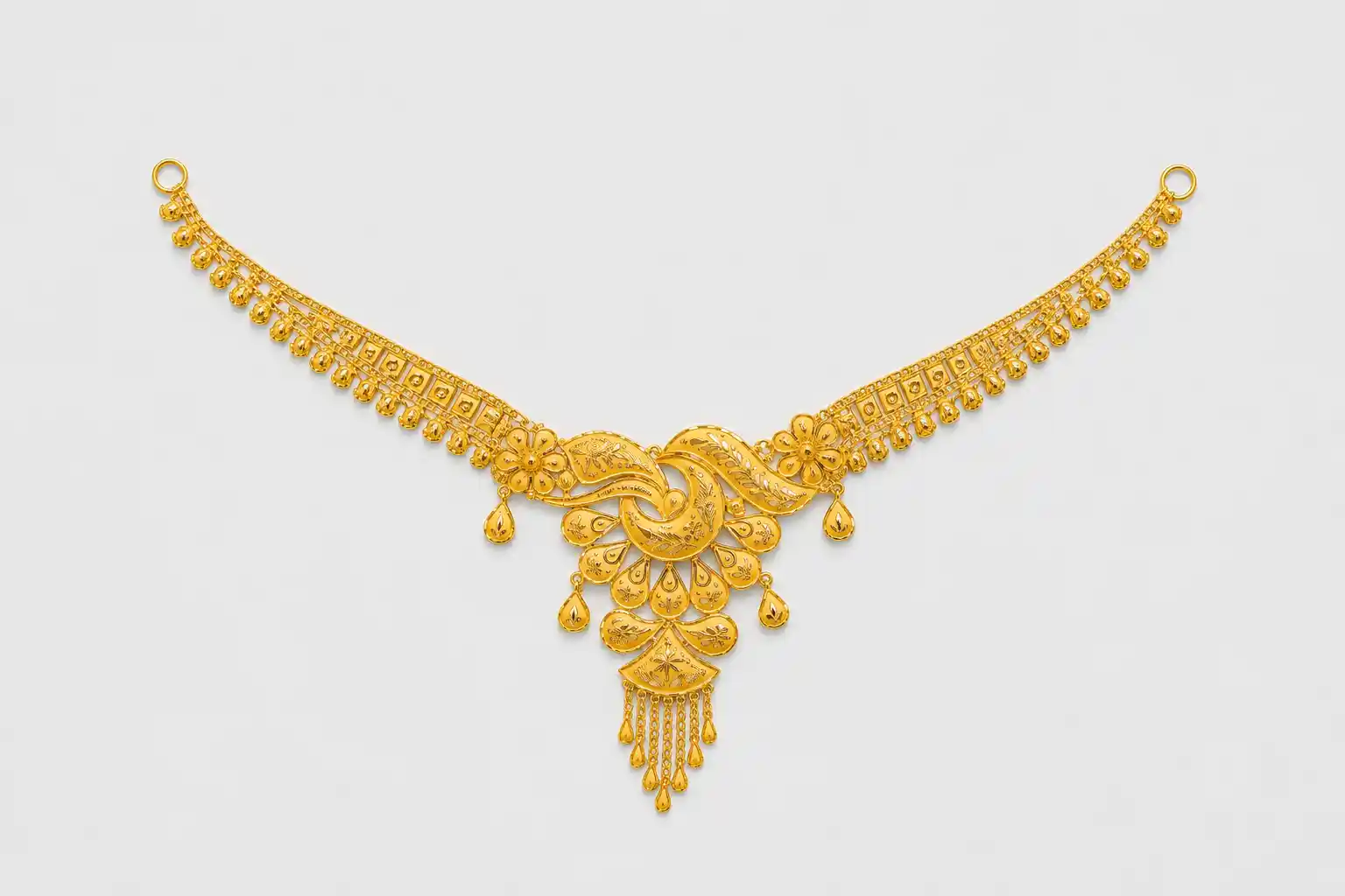 Ashiqe Remarkable Gold Necklace