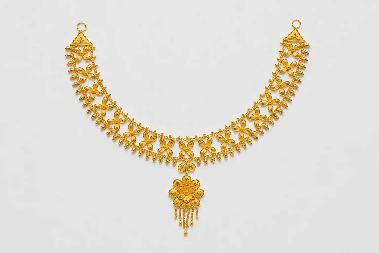 Ashiqe Precision Luxurious Necklace