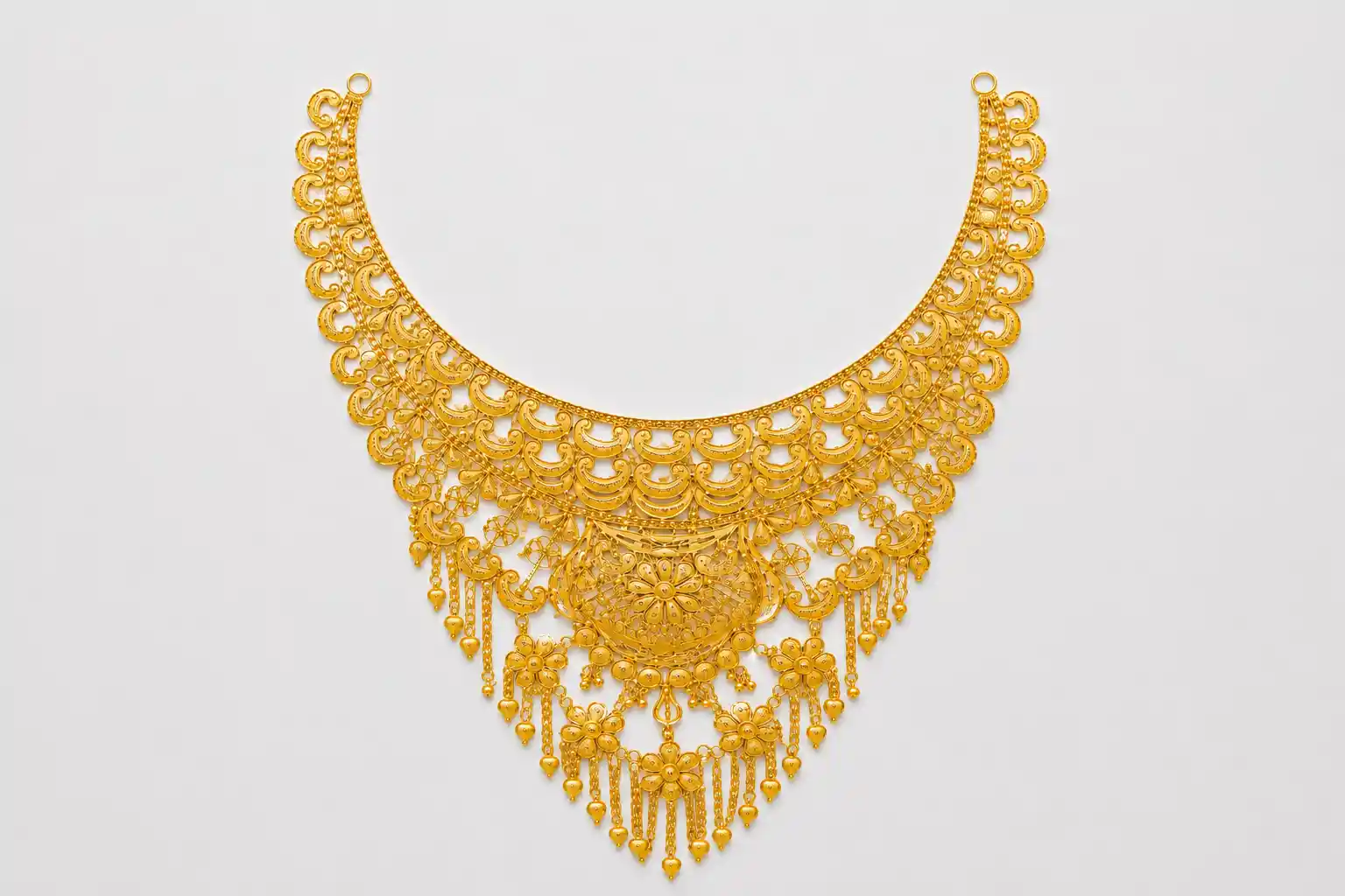 Ashiqe Refined Decorative Necklace