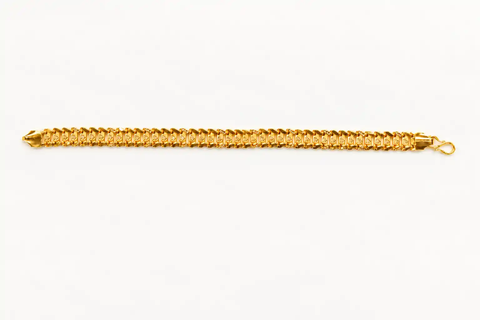 Ashiqe Attractive Design Gents Bracelet