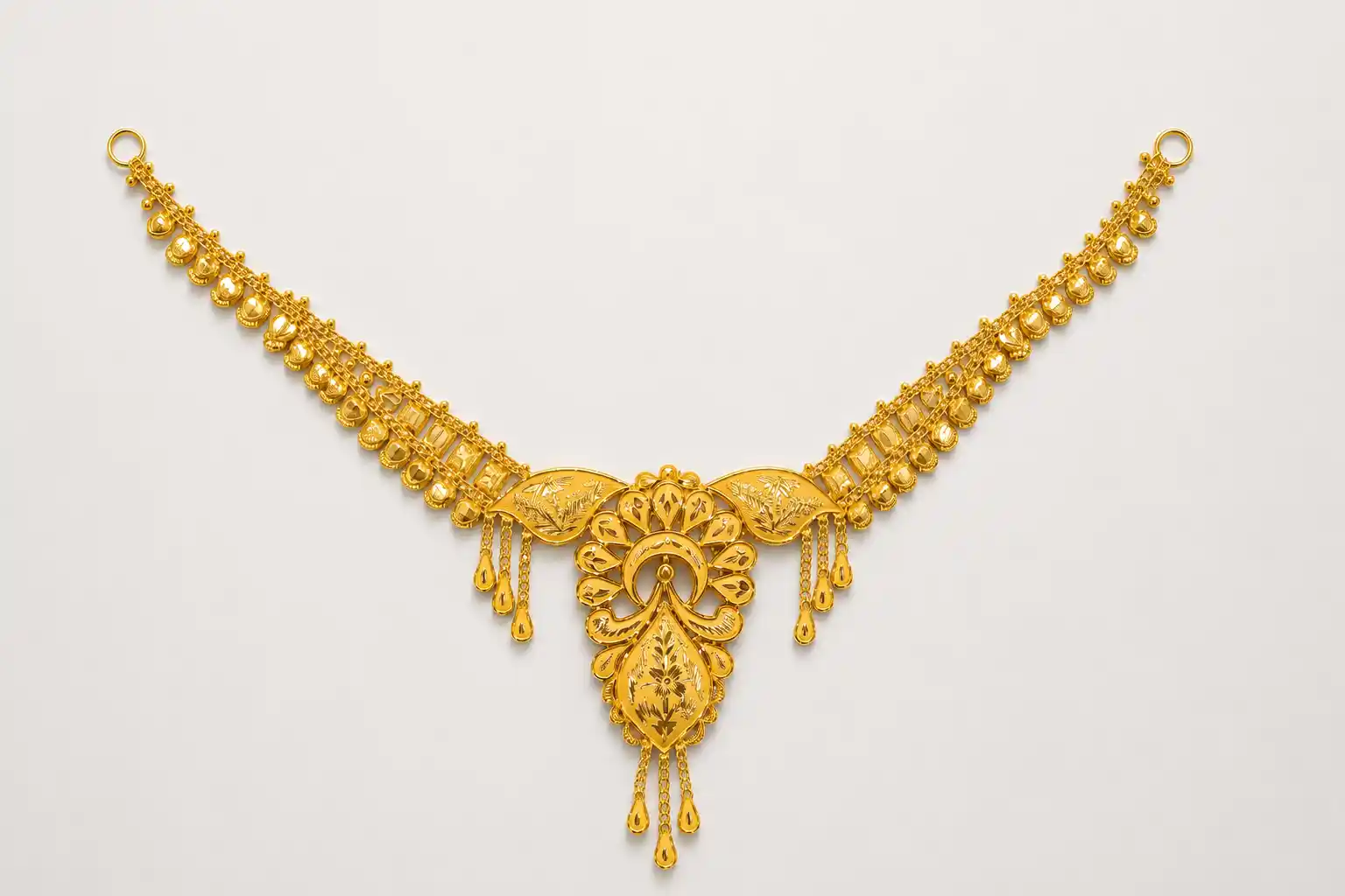 Ashiqe Artistic Decorative Necklace