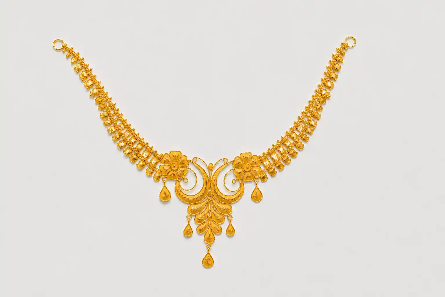 Ashiqe Gleaming Gold Necklace