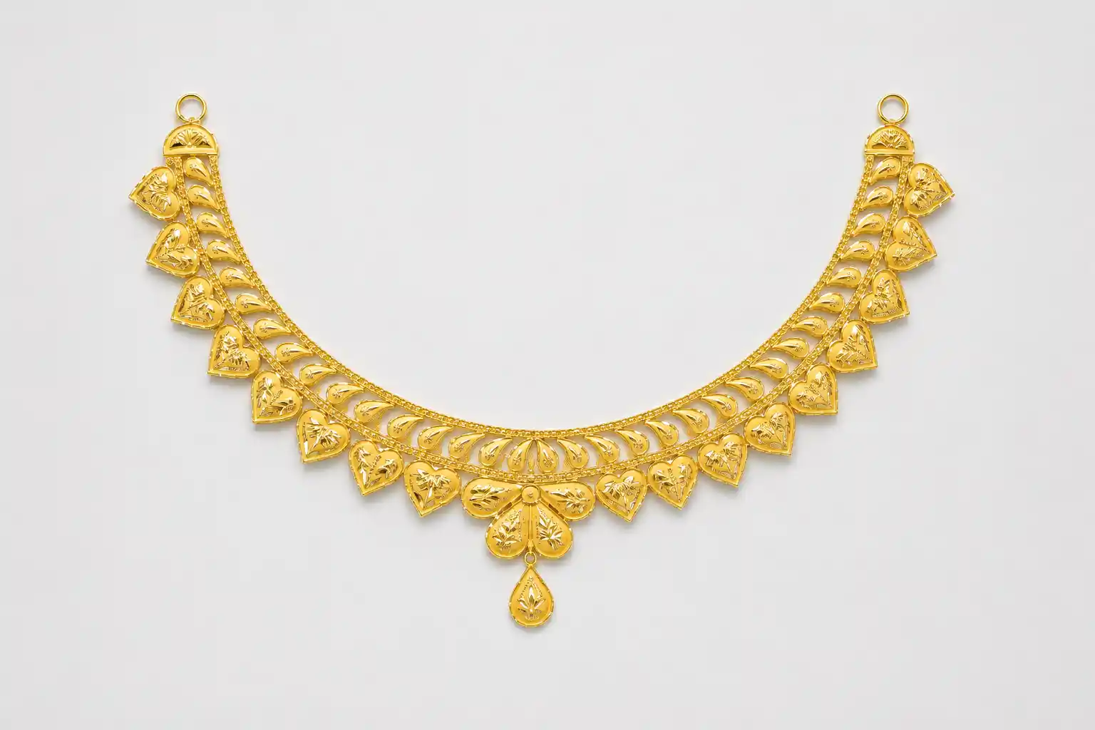Ashiqe Dazzling Crafted Necklace