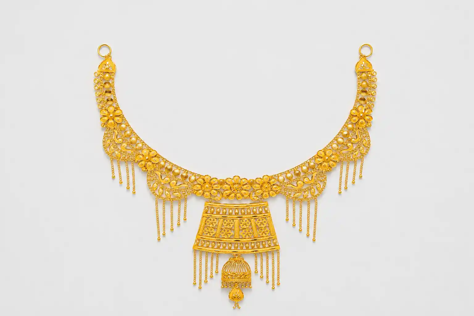 Ashiqe Precisely Crafted Necklace