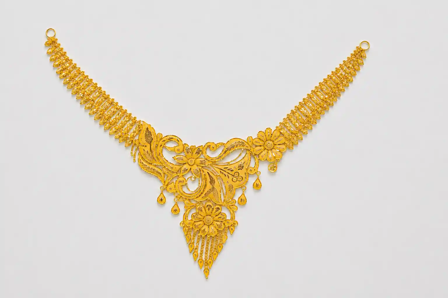 Ashiqe Premium Radiant Necklace