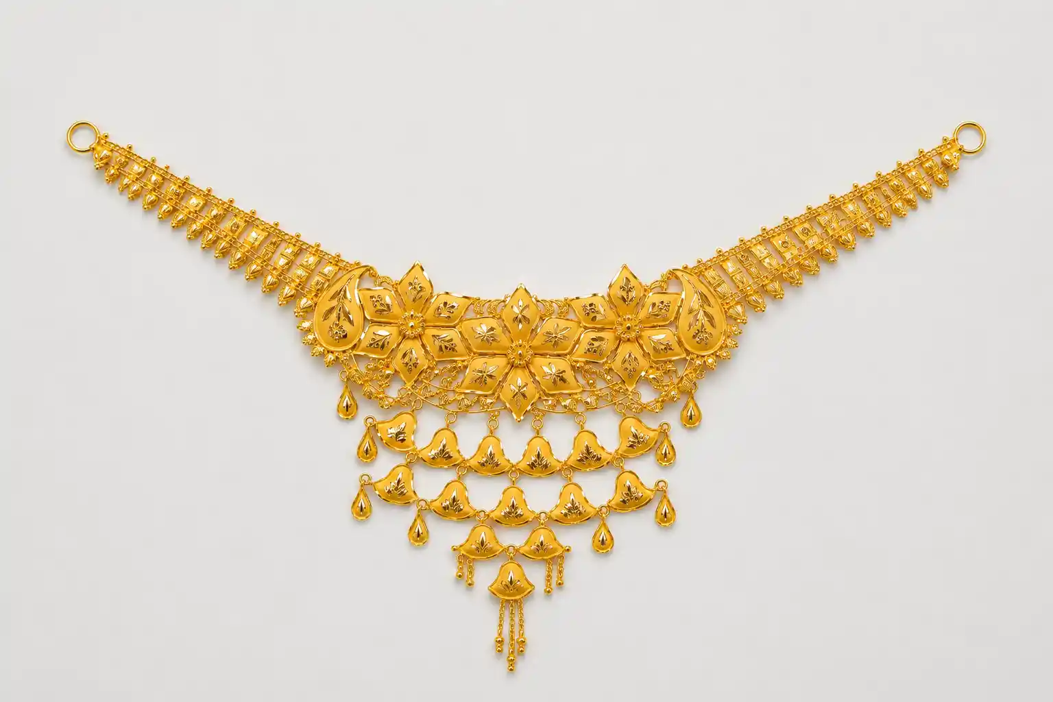 Ashiqe Designed Refine Necklace