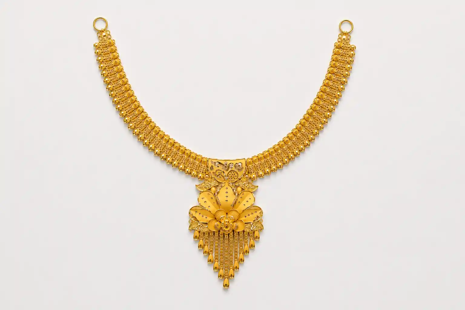 Ashiqe Intricate Crafted Necklace