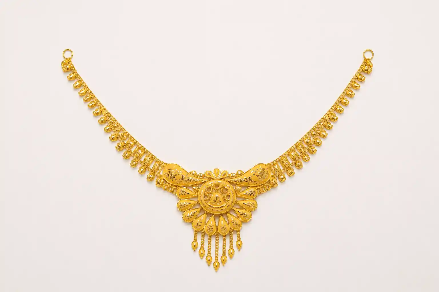 Ashiqe Elegant Traditional Necklace