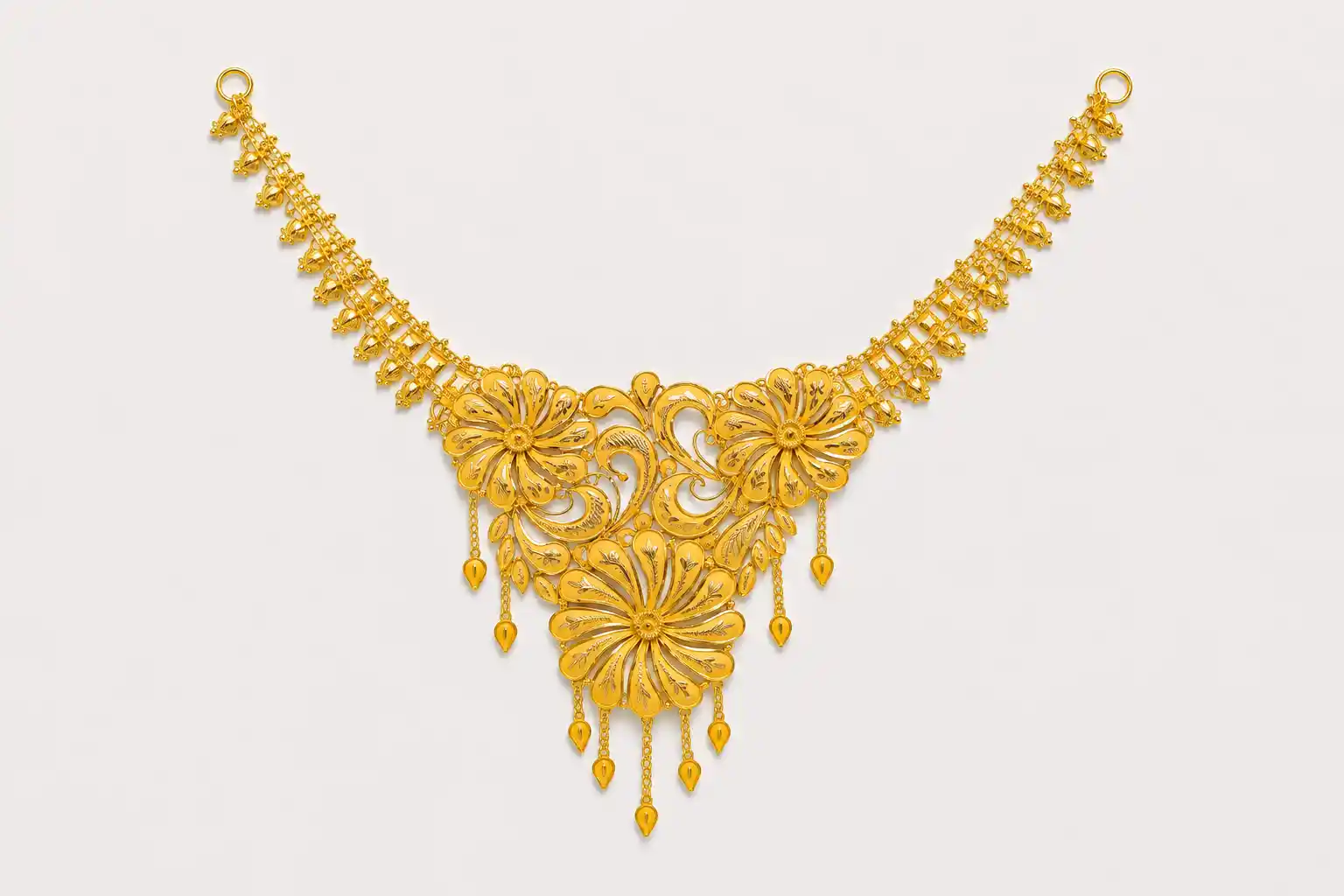Ashiqe Sophisticated Exceptional Necklace